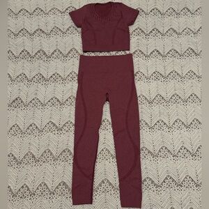 Activewear Set 2 Piece Burgundy Size XS Thick Compression Material Matching